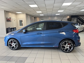 Used Ford Fiesta 2018 for sale - 79011048: Photo