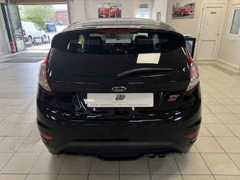 Used Ford Fiesta 2017 for sale - 78526944: Photo