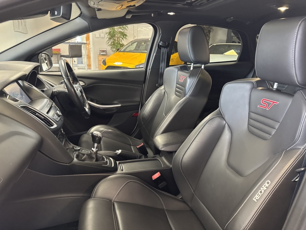 Used Ford Focus 2016 for sale - 78169318: Photo 20