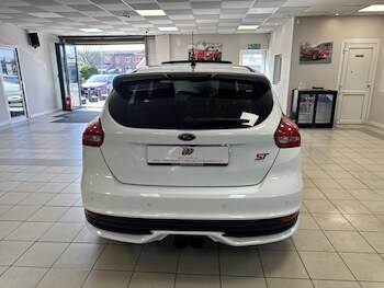 Used Ford Focus 2016 for sale - 78169318: Photo