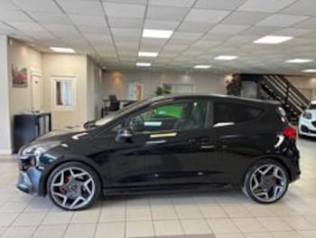 Used Ford Fiesta 2019 for sale - 78571847: Photo