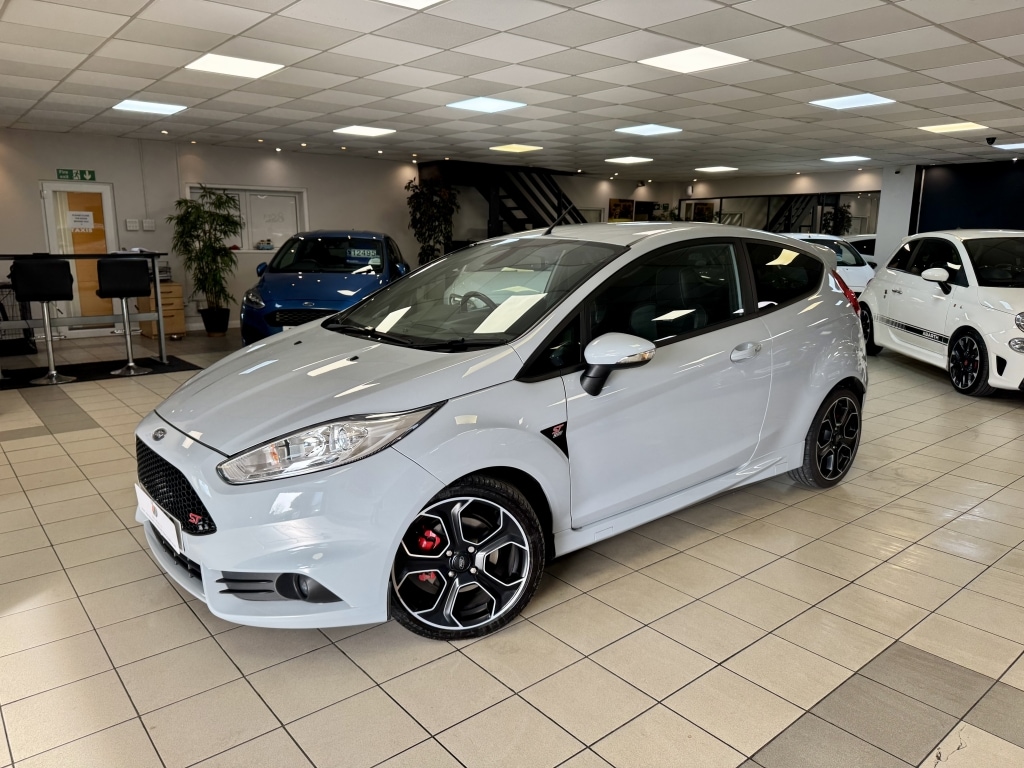 Used Ford Fiesta 2017 for sale - 78151772: Photo 1