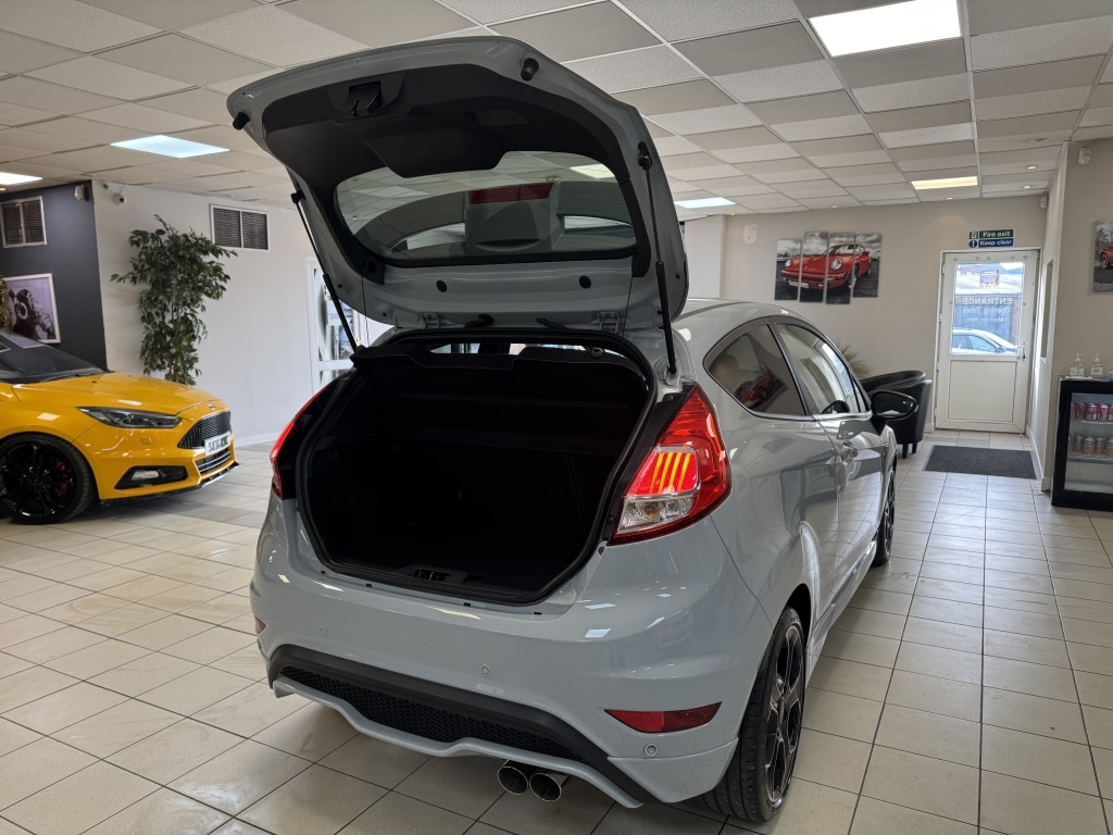 Used Ford Fiesta 2017 for sale - 78151772: Photo 17