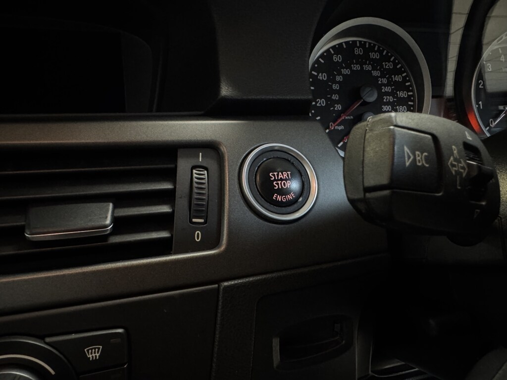 Used BMW M3 2012 for sale - 77998835: Photo 38