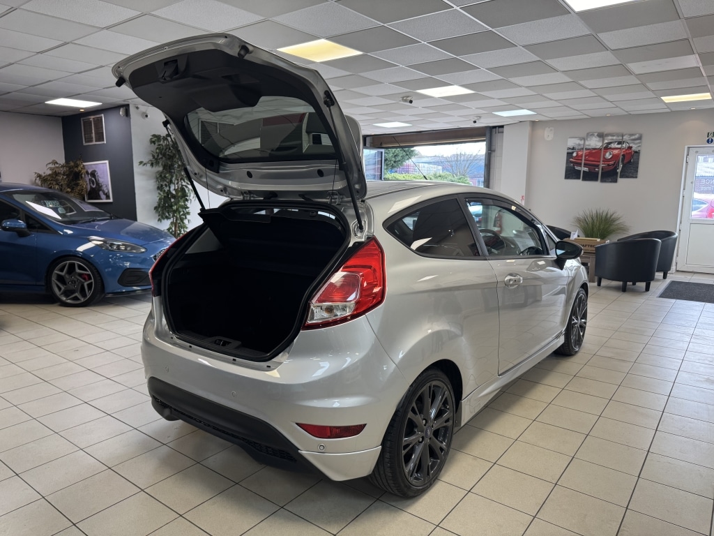 Used Ford Fiesta 2015 for sale - 78084691: Photo 13
