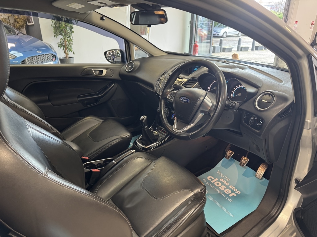 Used Ford Fiesta 2015 for sale - 78084691: Photo 15