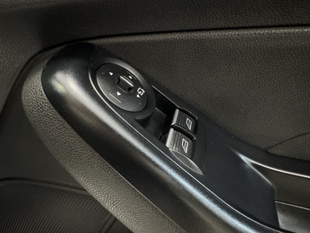 Used Ford Fiesta 2015 for sale - 78084691: Photo 25