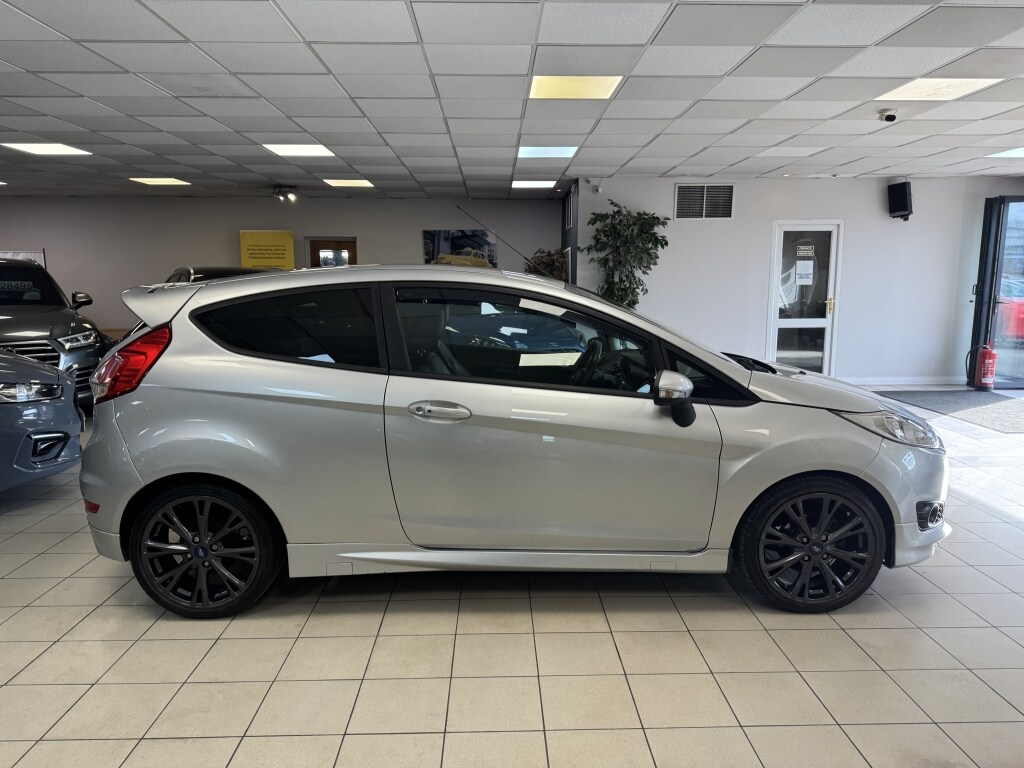 Used Ford Fiesta 2015 for sale - 78084691: Photo 6