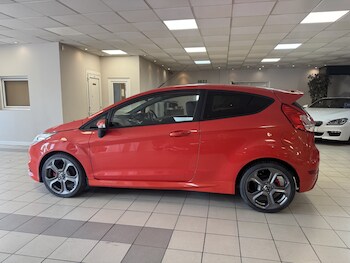Used Ford Fiesta 2017 for sale - 79297998: Photo