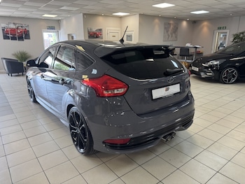Used Ford Focus 2017 for sale - 78723303: Photo