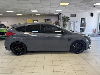 Used Ford Focus 2017 for sale - 78723303: Photo