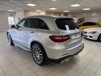 Used Mercedes-Benz GLC 2018 for sale - 79297996: Photo
