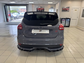 Used Ford Focus 2017 for sale - 78284460: Photo