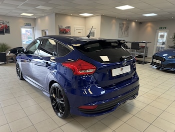 Used Ford Focus 2017 for sale - 77998819: Photo