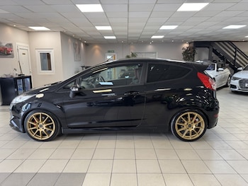 Used Ford Fiesta 2015 for sale - 78502875: Photo