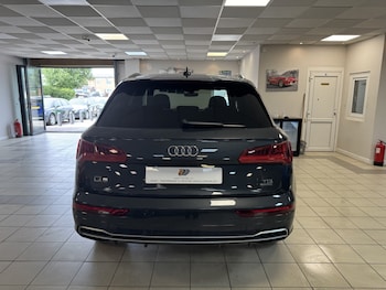 Used Audi Q5 2017 for sale - 79126028: Photo