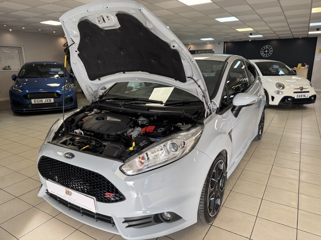 Used Ford Fiesta 2016 for sale - 77998828: Photo 40