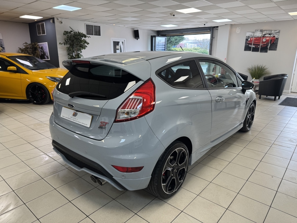 Used Ford Fiesta 2016 for sale - 77998828: Photo 5