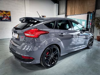 Used Ford Focus 2017 for sale - 79705760: Photo