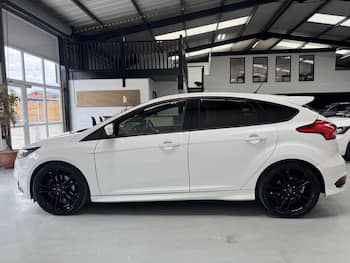 Used Ford Focus 2017 for sale - 79616637: Photo