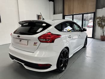 Used Ford Focus 2017 for sale - 79616637: Photo