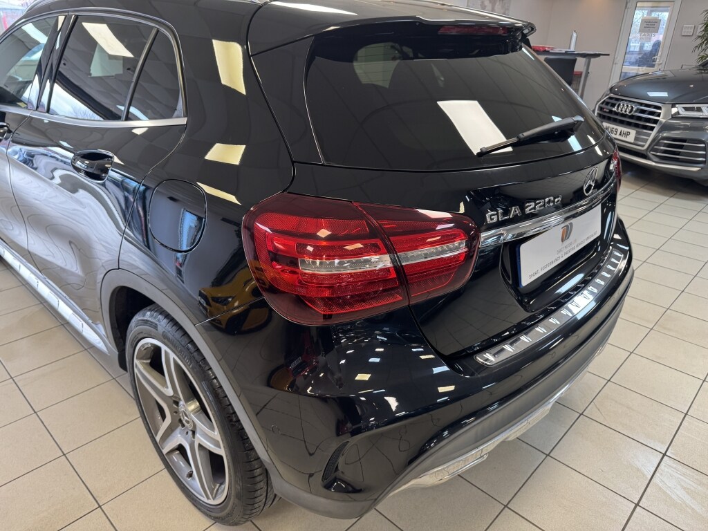 Used Mercedes-Benz GLA 2017 for sale - 77998838: Photo 18