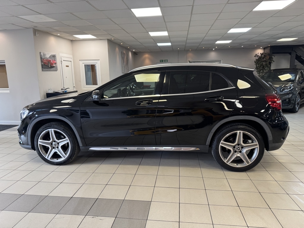 Used Mercedes-Benz GLA 2017 for sale - 77998838: Photo 2