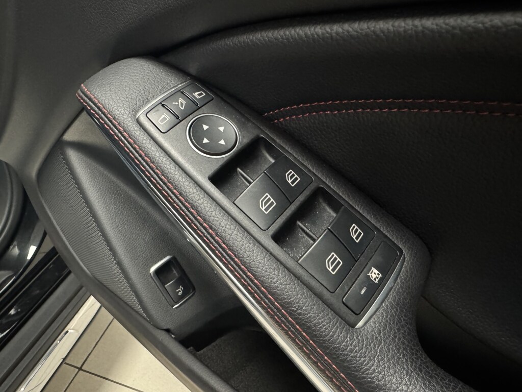 Used Mercedes-Benz GLA 2017 for sale - 77998838: Photo 31