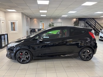 Used Ford Fiesta 2017 for sale - 78410406: Photo