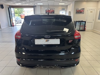Used Ford Focus 2017 for sale - 79242267: Photo