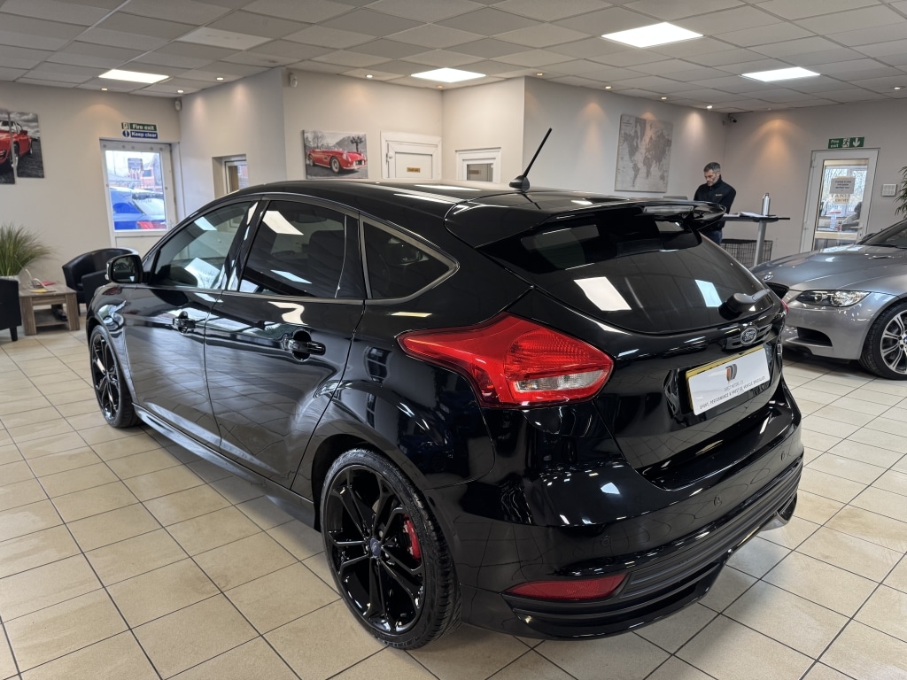 Used Ford Focus 2018 for sale - 78070766: Photo 3