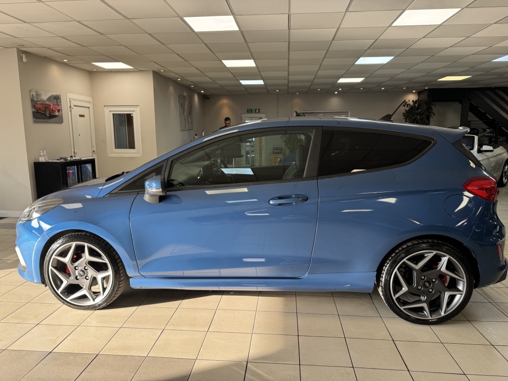 Used Ford Fiesta 2019 for sale - 77998827: Photo 2