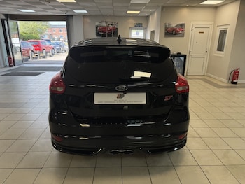 Used Ford Focus 2016 for sale - 78522234: Photo