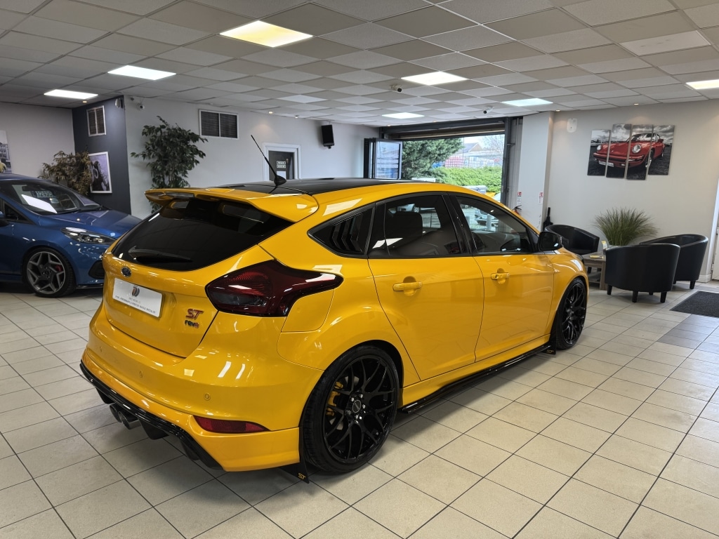 Used Ford Focus 2015 for sale - 78095661: Photo 5