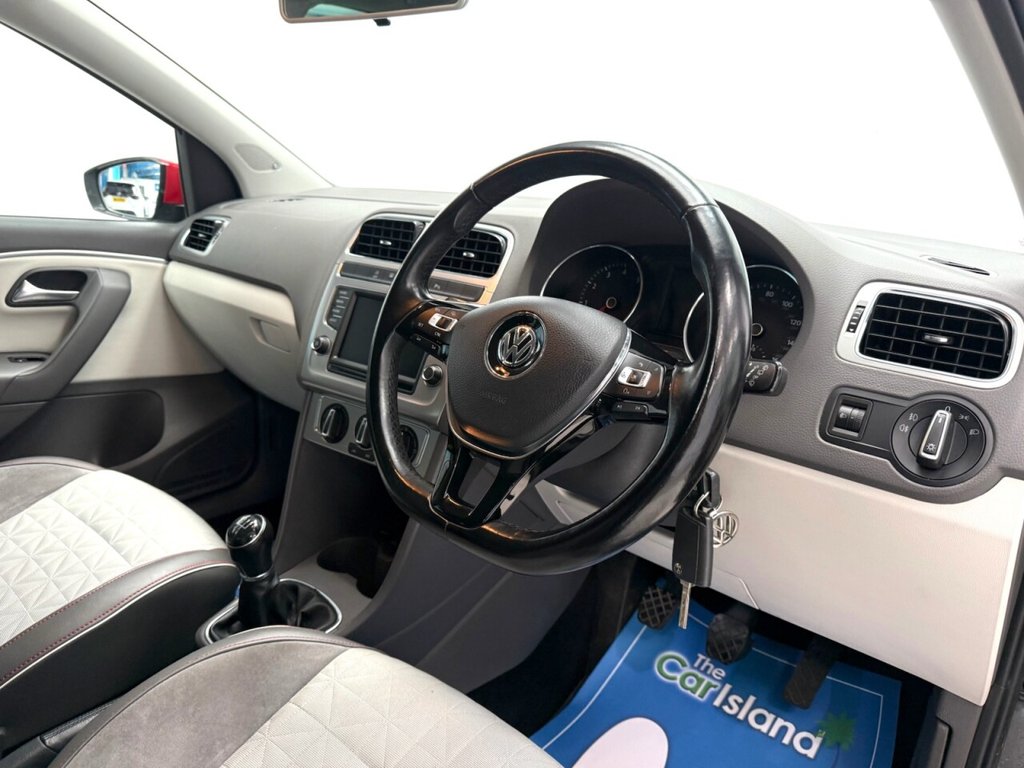 Used Volkswagen Polo 2017 for sale - 76266978: Photo 15