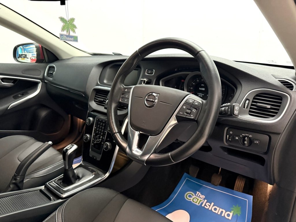 Used Volvo V40 2017 for sale - 76406554: Photo 14