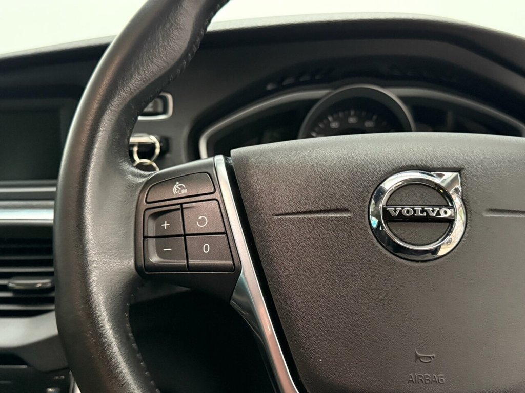 Used Volvo V40 2017 for sale - 76406554: Photo 19