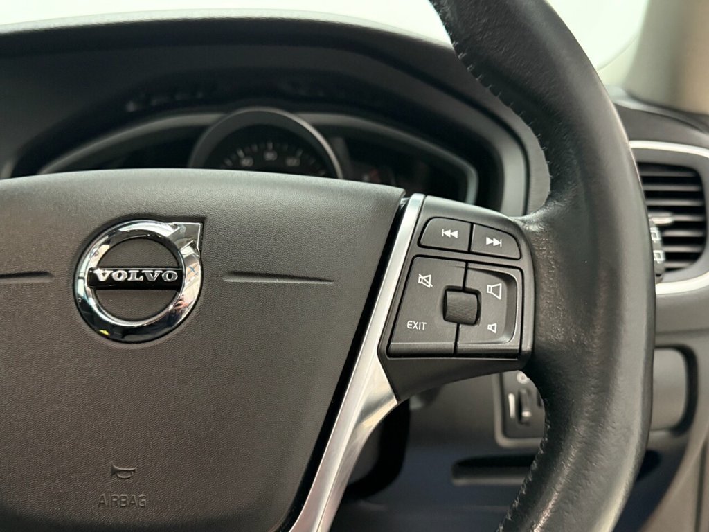 Used Volvo V40 2017 for sale - 76406554: Photo 20