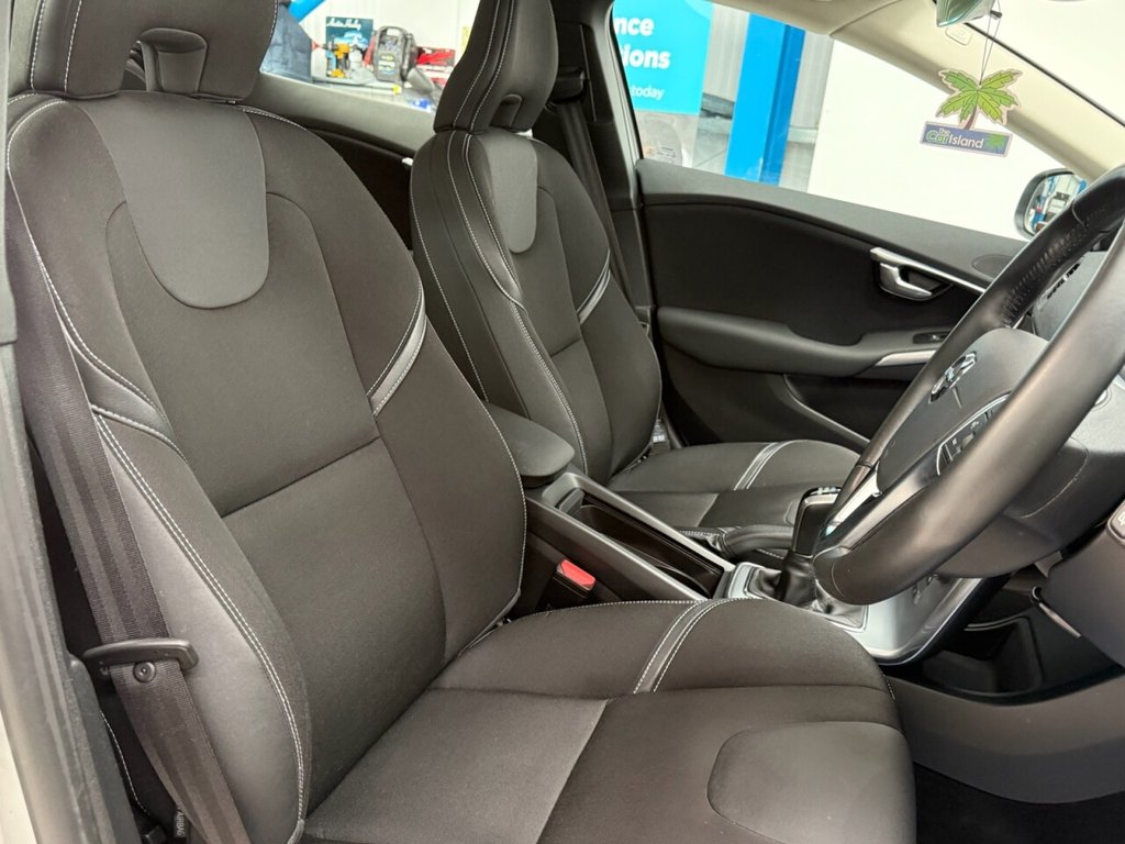 Used Volvo V40 2017 for sale - 78069287: Photo 16