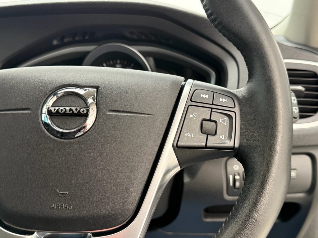 Used Volvo V40 2017 for sale - 78069287: Photo 19