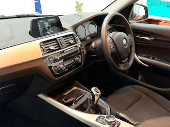 Used BMW 1 Series 2019 for sale - 76481781: Photo
