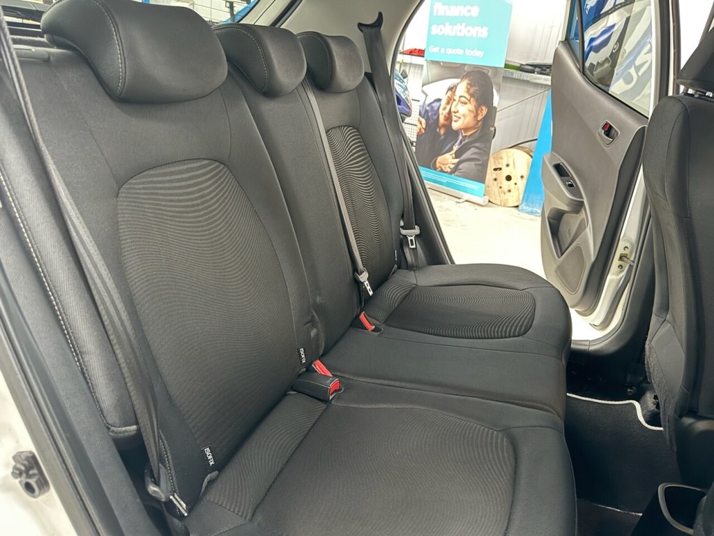 Used Hyundai i10 2019 for sale - 76768594: Photo 29