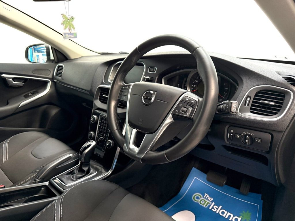 Used Volvo V40 2017 for sale - 76118519: Photo 13
