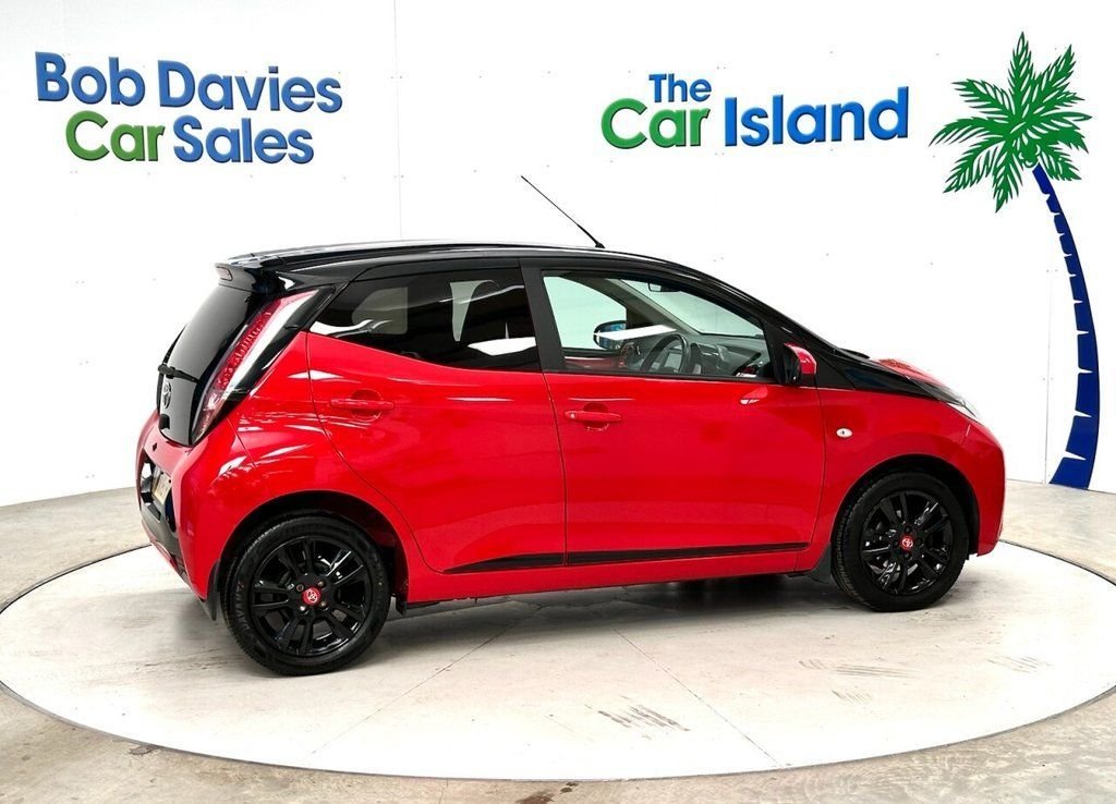 Used Toyota AYGO 2018 for sale - 76900534: Photo 10