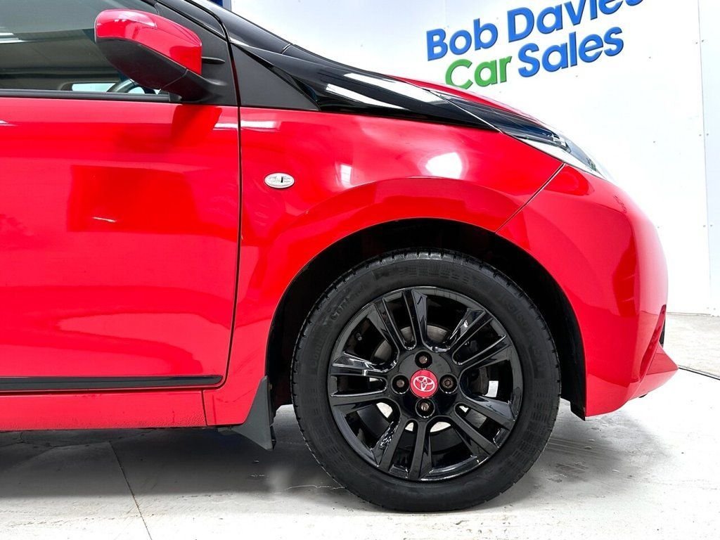 Used Toyota AYGO 2018 for sale - 76900534: Photo 12