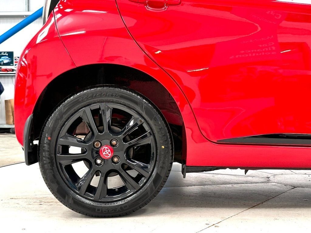 Used Toyota AYGO 2018 for sale - 76900534: Photo 13