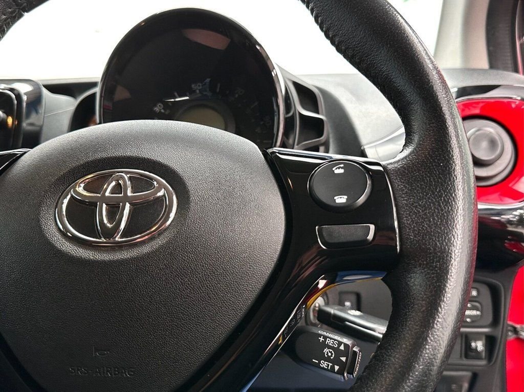 Used Toyota AYGO 2018 for sale - 76900534: Photo 21