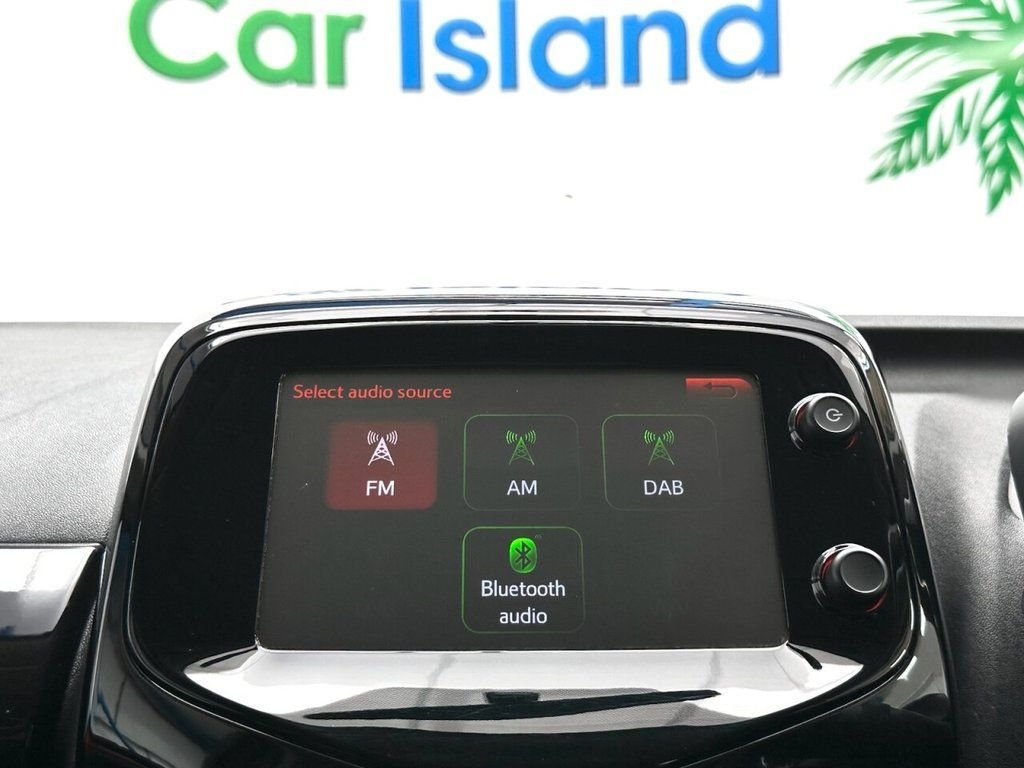 Used Toyota AYGO 2018 for sale - 76900534: Photo 23