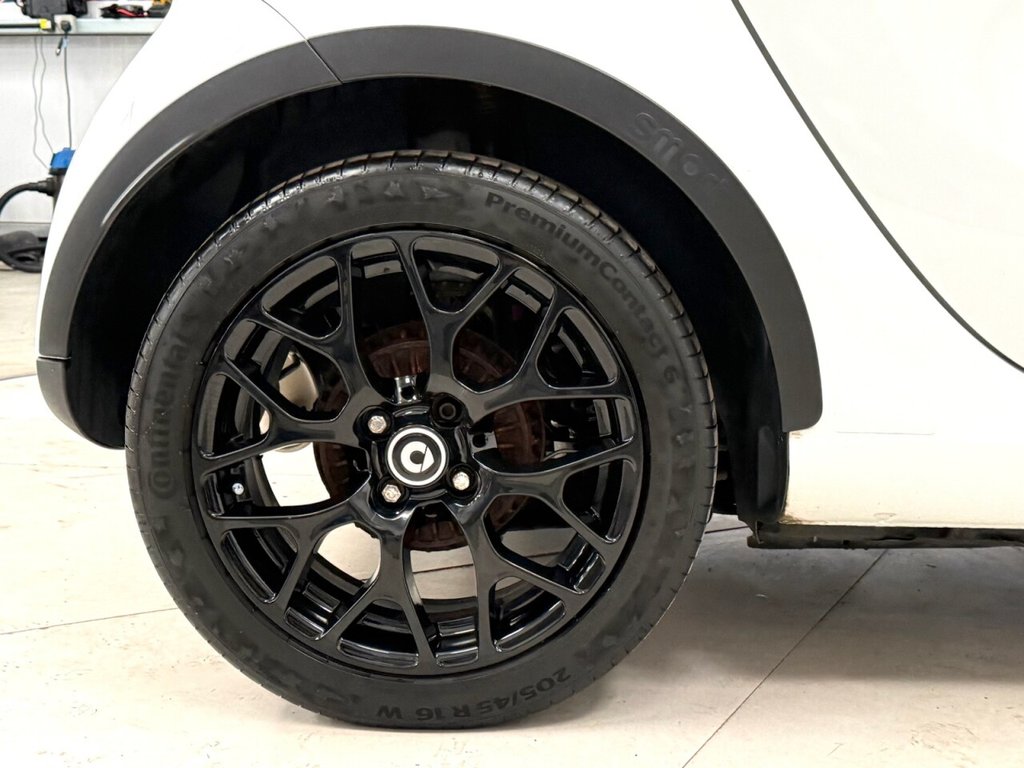 Used smart fortwo 2016 for sale - 77161935: Photo 14