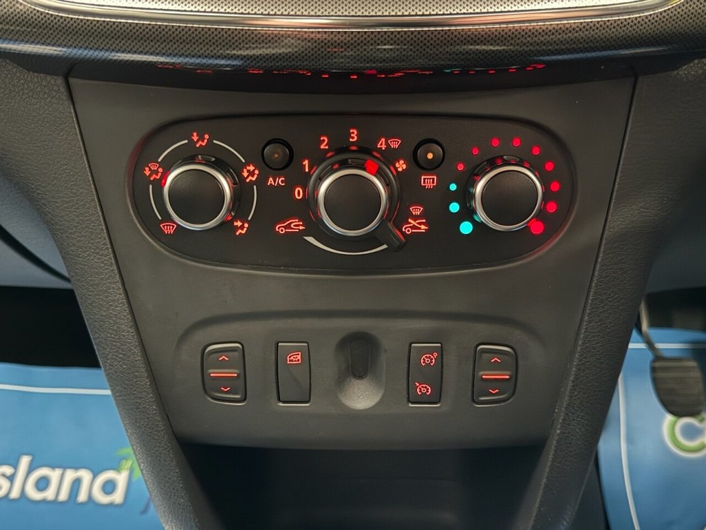 Used Dacia Sandero Stepway 2017 for sale - 76686540: Photo 22